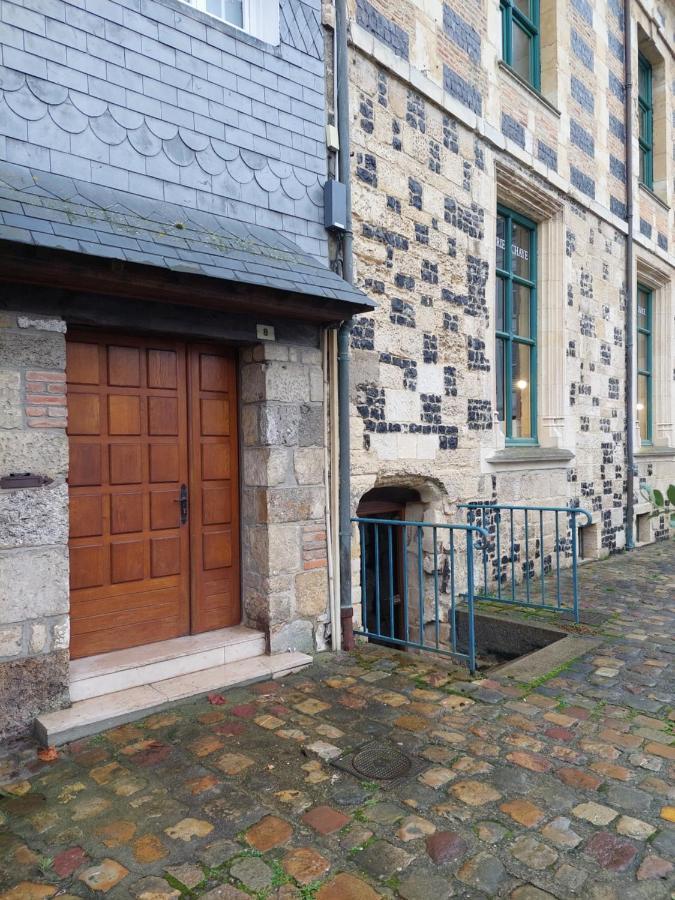 Un Brin De Fantaisie Dans Le Centre De Honfleur Apartment Exterior photo